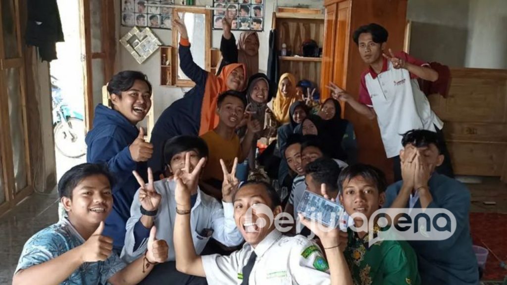 Dokumentasi Makan Bersama Usai Apel Awal Bulan DKAC CBP KPP Sumbermalang (BP/Istimewa) 