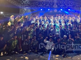 Foto bersama usai pelantikan dan bersholawat (BP/Istimewa)